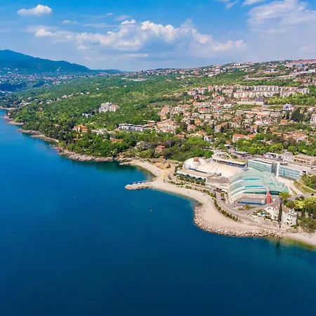 Fuer 2 Personen Ca- 30 M² In Rijeka- Kvarner Bucht - Gespanschaft Primorje-g By Interhome רייקה